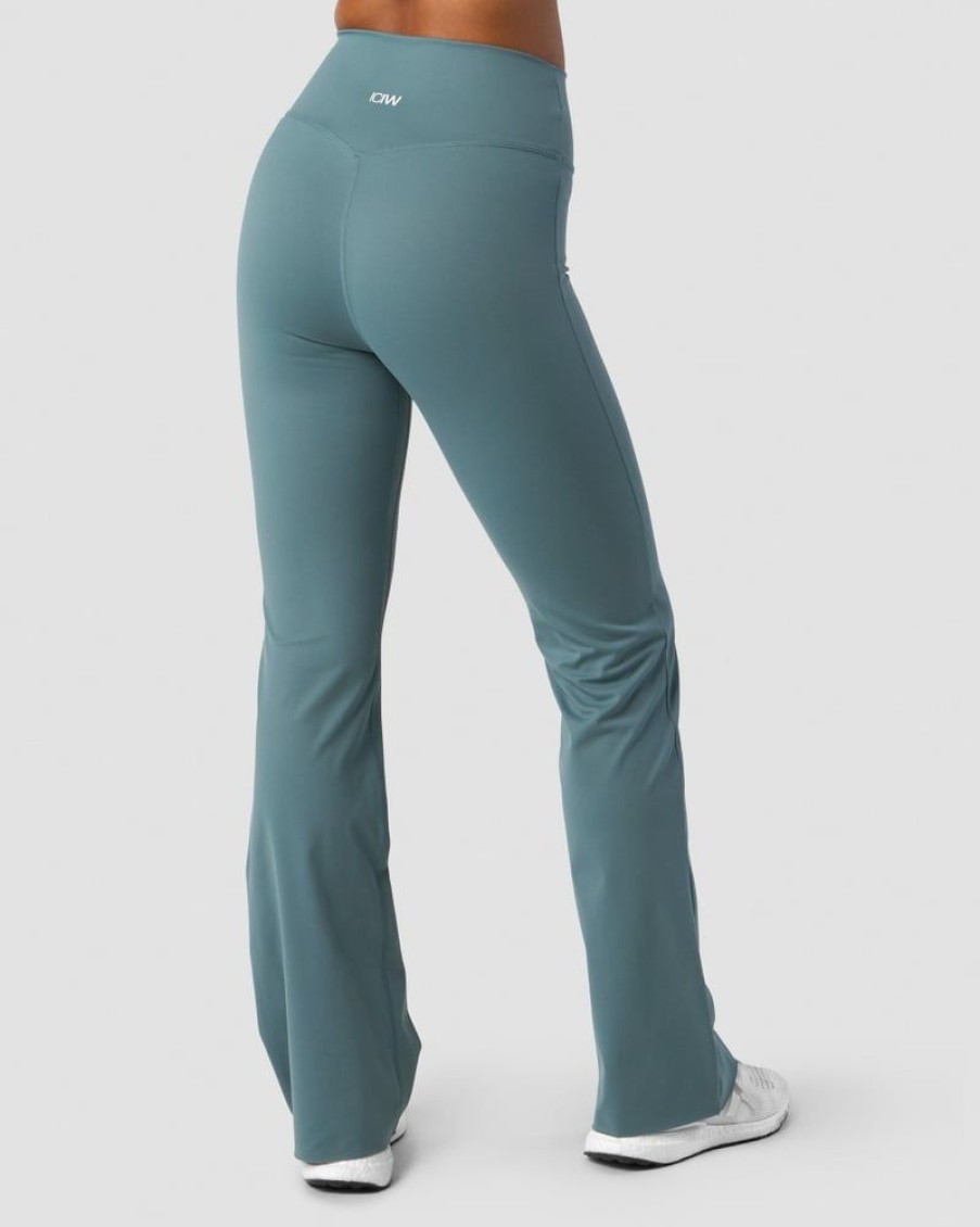 Naiset ICIW Trikoot & Leggingsit | Nimble Flared Tights Steel Blue