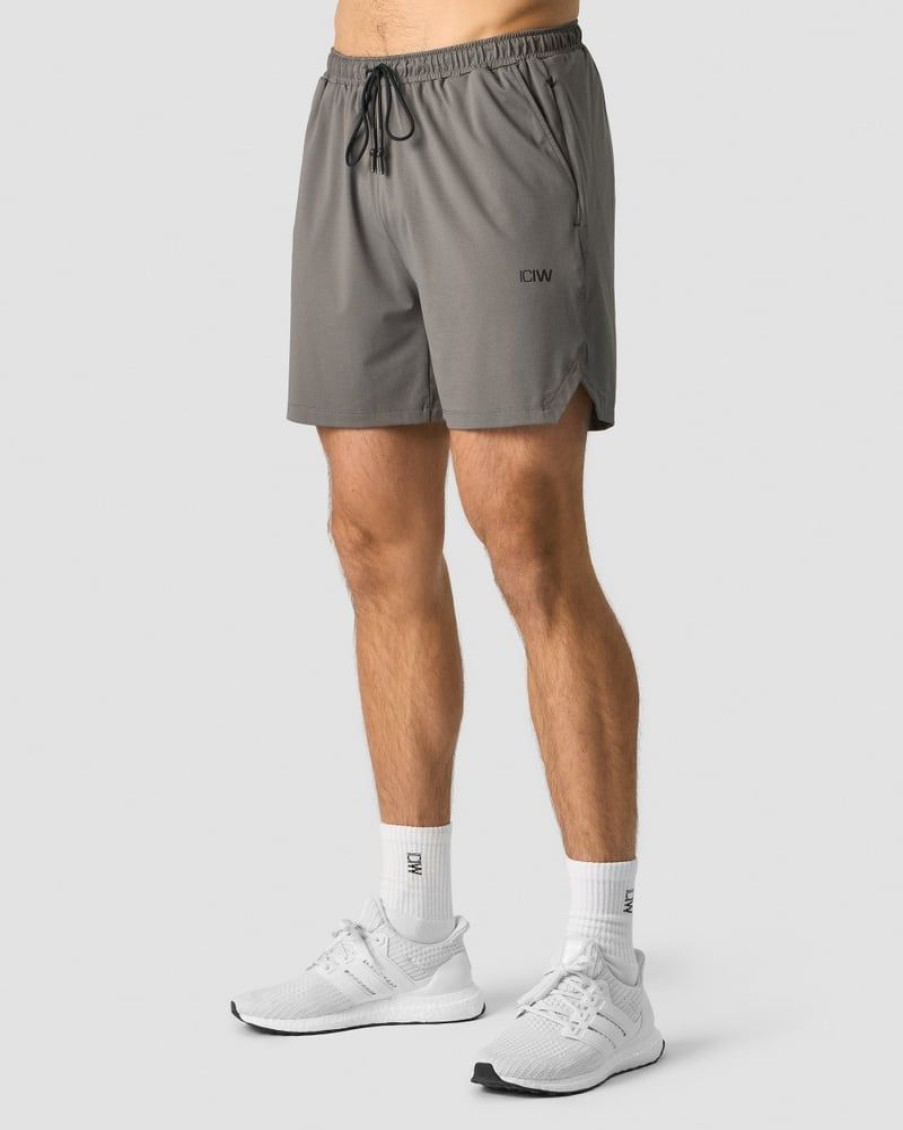 Miehet ICIW Shortsit | Stride Shorts Men Grey