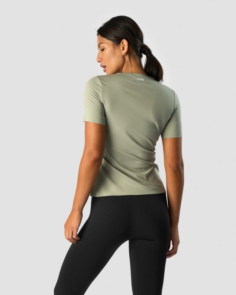 Naiset ICIW T-Paidat | Nimble T-Shirt Light Sage Green