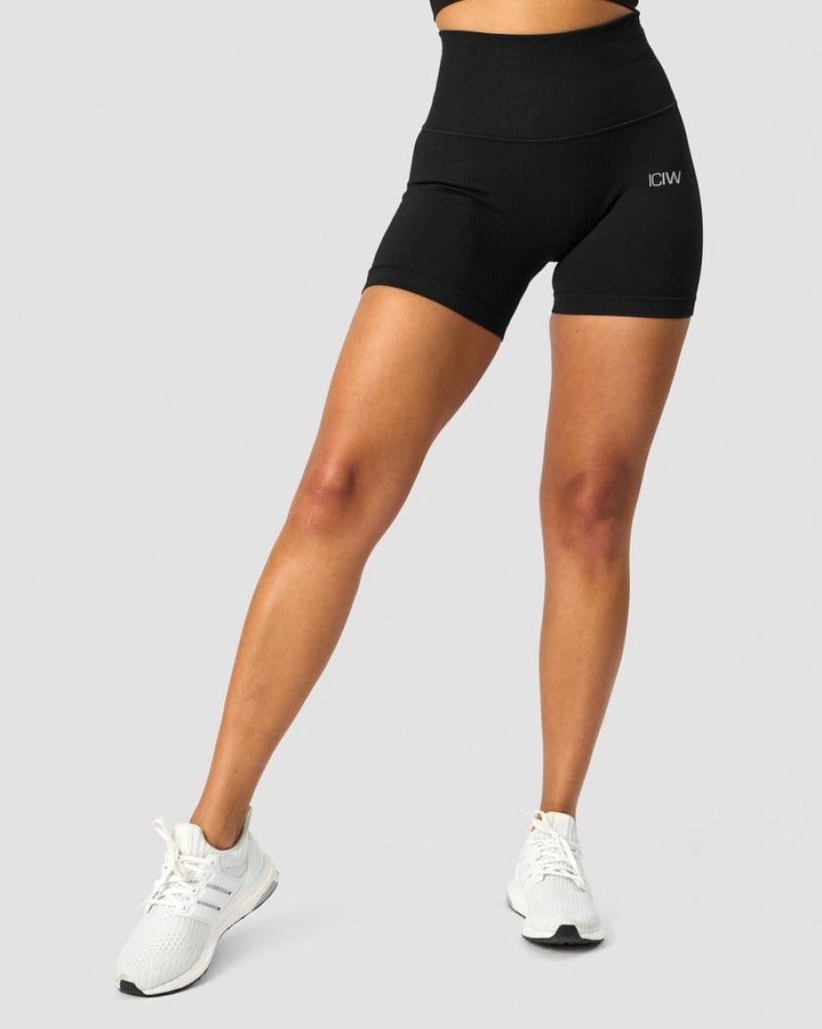 Naiset ICIW Seamless | Ribbed Define Seamless Pocket Shorts Black