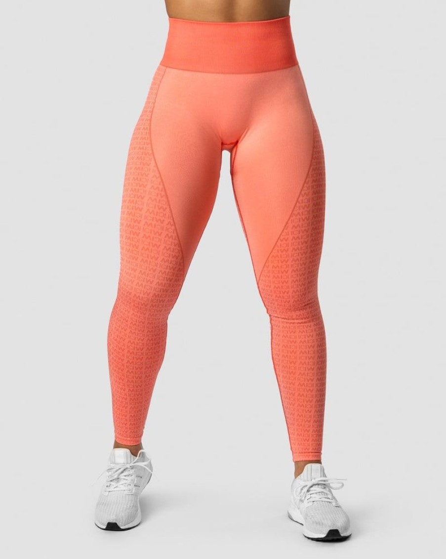 Naiset ICIW Trikoot & Leggingsit | Signature Seamless Tights Peach