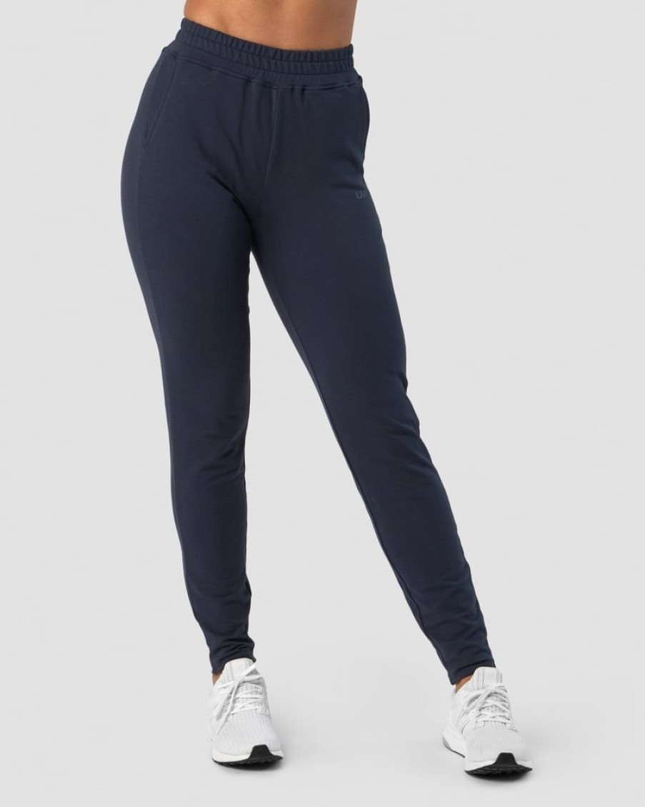 Naiset ICIW Housut | Stride Sweatpants Wmn Navy