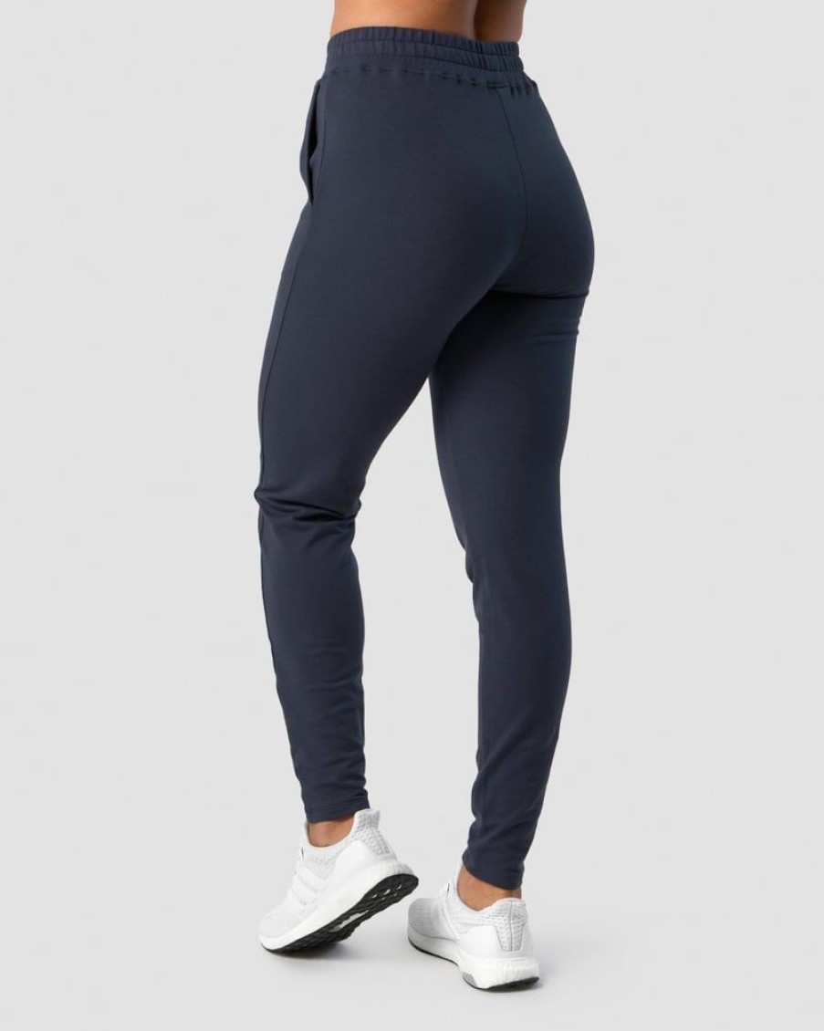 Naiset ICIW Housut | Stride Sweatpants Wmn Navy