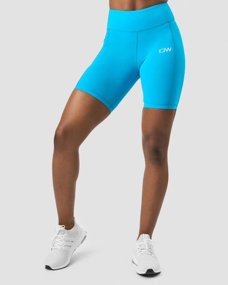 Naiset ICIW Shortsit | Scrunch V-Shape Pocket Biker Shorts Blue